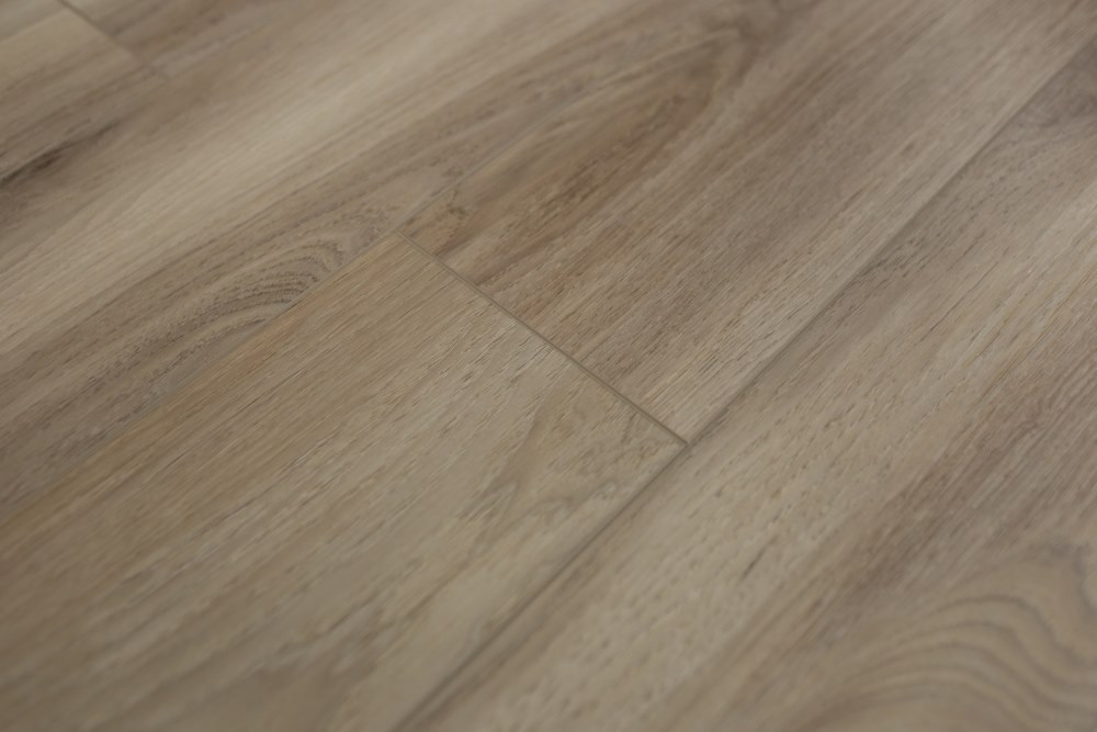 Замковая ПВХ плитка "Art Tile" Клён Фог (1220*152*5 мм) — купить в Нальчике