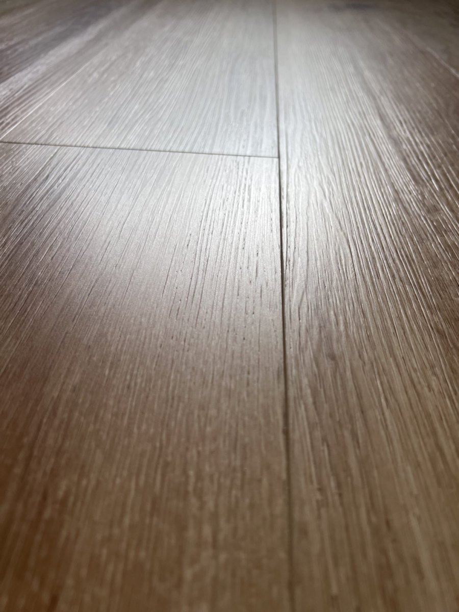 SPC ламинат "OneFloor" ЕСО 5011 (4V фаска) (1220*184*4 мм) — купить в Нальчике