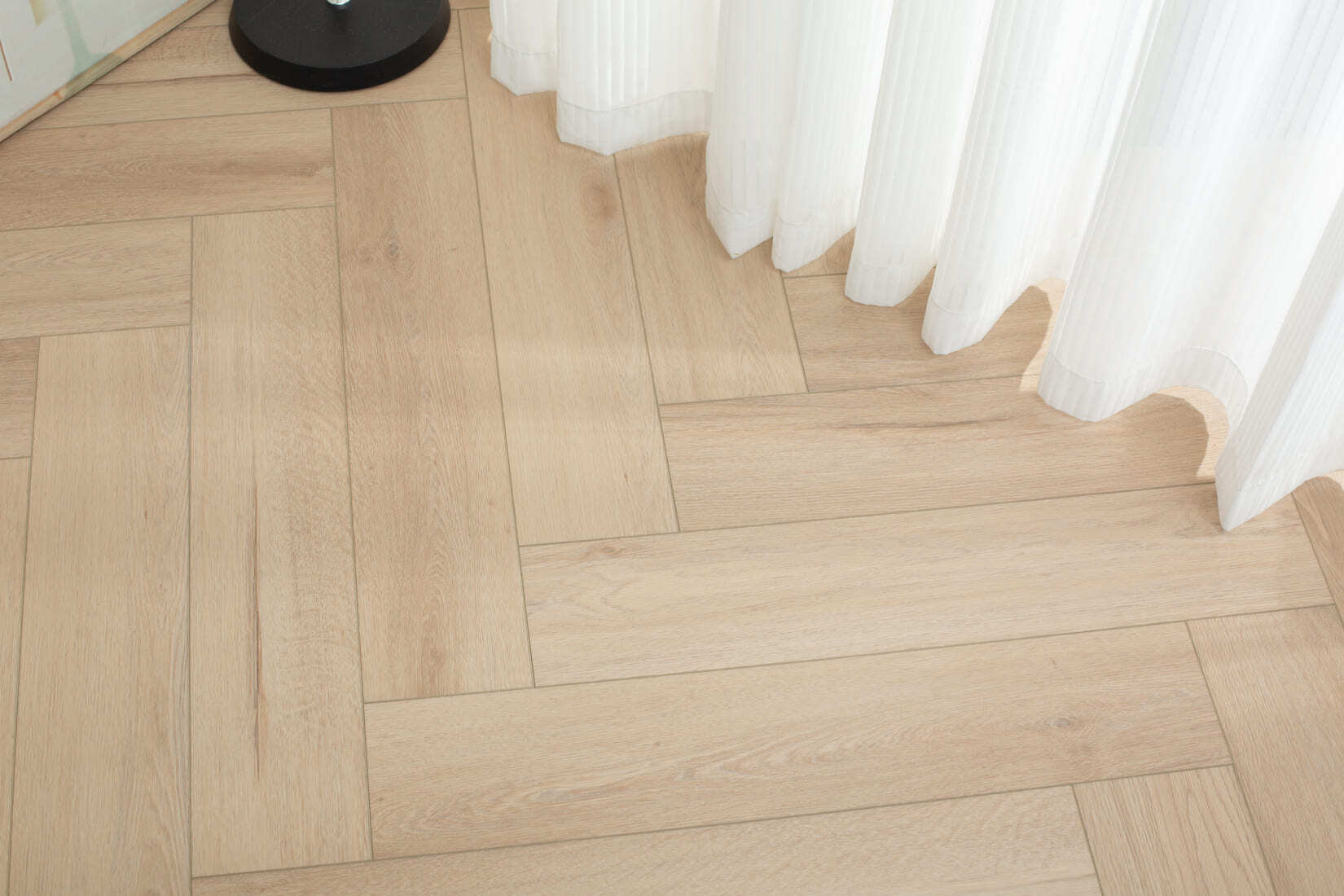 Плитка SPC "OneFloor" 3032 А,В  ЁЛКА (640*128*4 мм) — купить в Нальчике