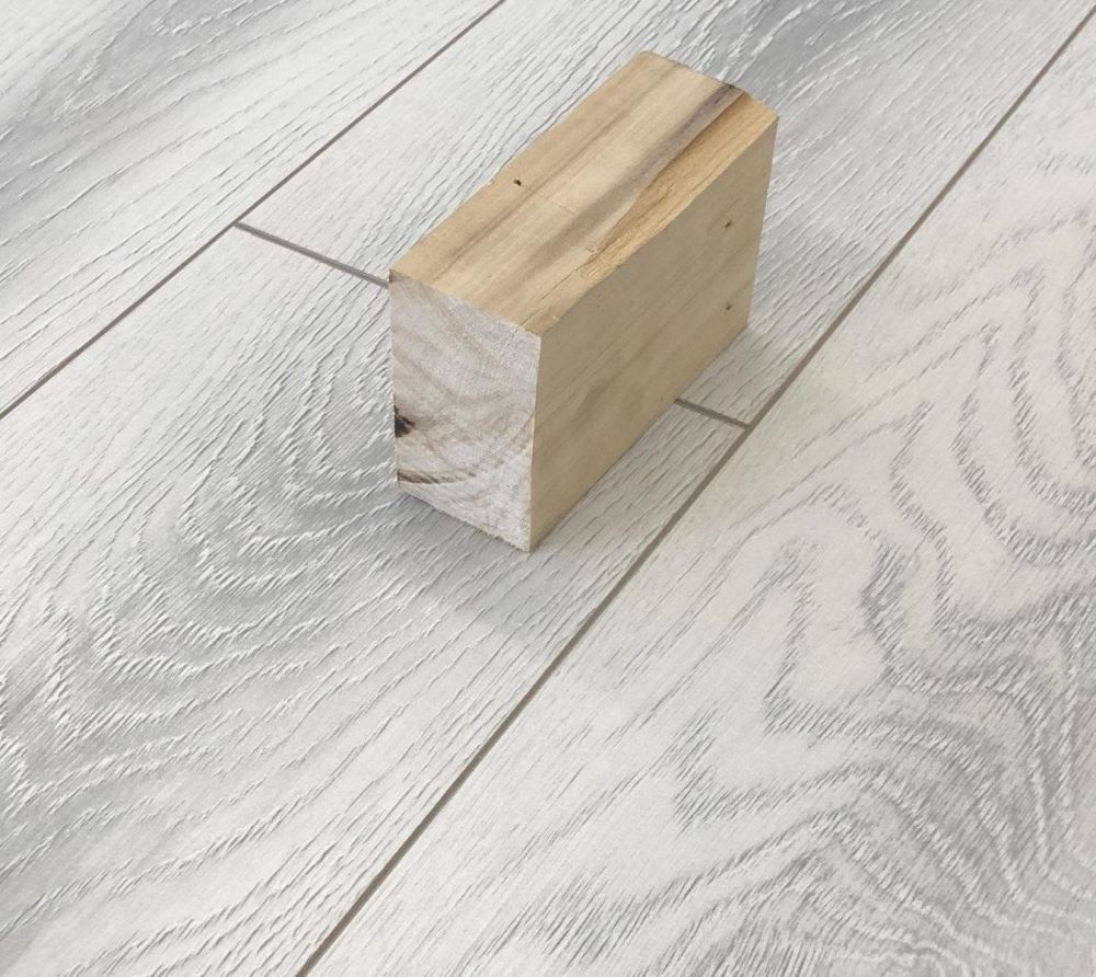 Ламинат "SunFloor" 8/32 4V Вяз Бейкер 36 (1380*193*8 мм) — купить в Нальчике