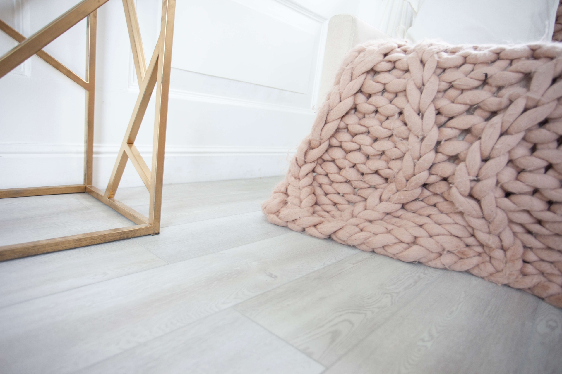 SPC ламинат «Damy Floor» Дуб Зимний (1220*180*4 мм) — купить в Нальчике