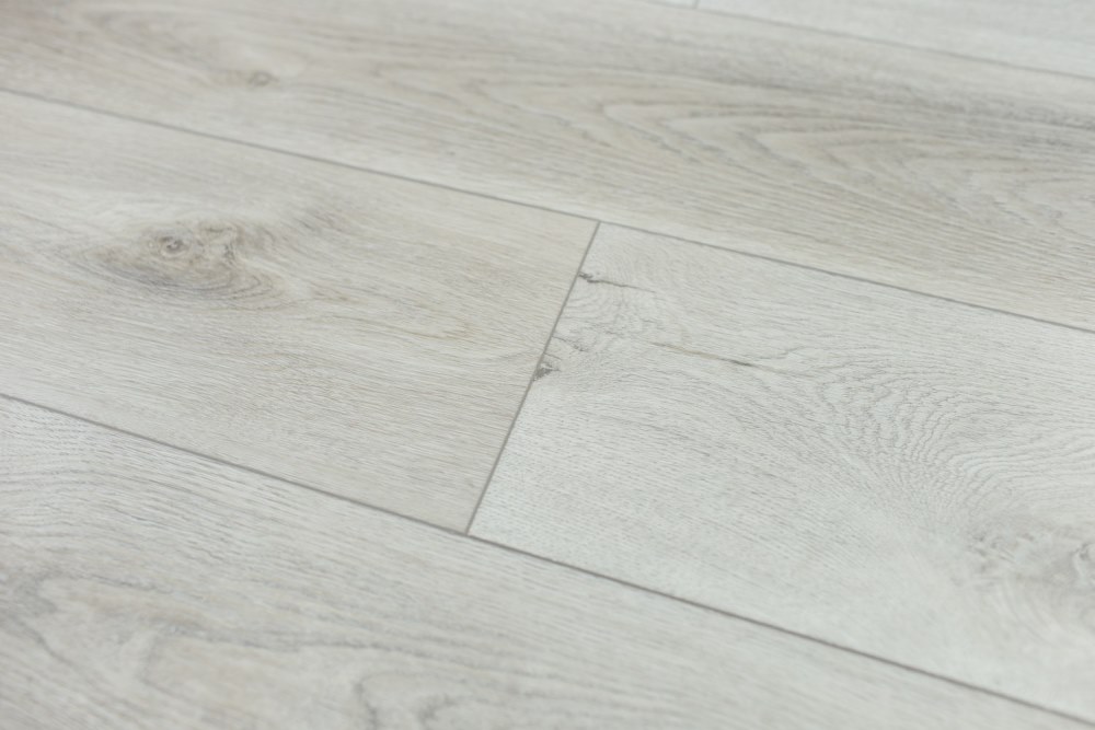 Замковая ПВХ плитка "Art Tile" Дуб Эдинбург (1200*183*6 мм) — купить в Нальчике