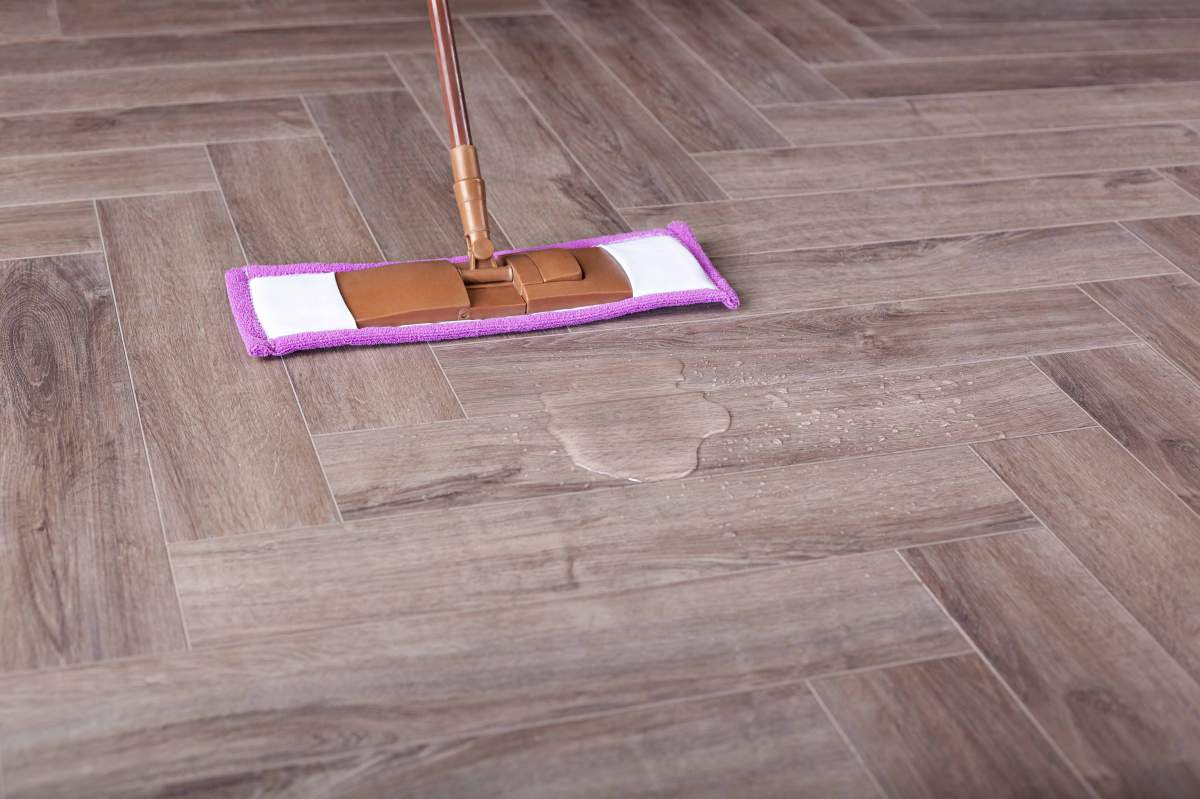 Замковая ПВХ плитка "Aberhof" Carmelita 1862 (615*123*5 мм) — купить в Нальчике