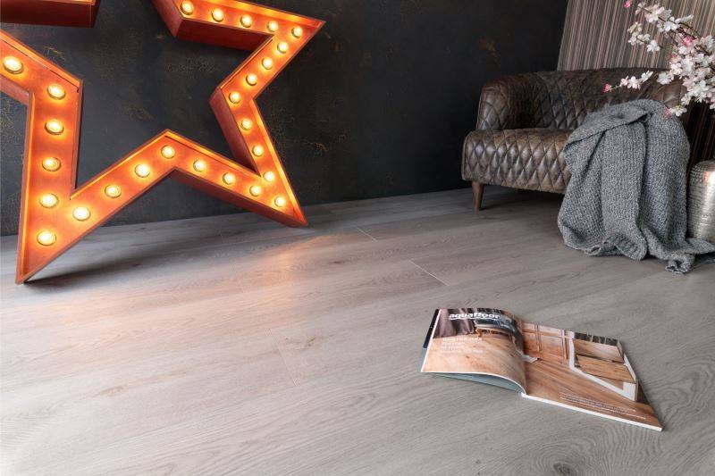 Замковая ПВХ плитка "Aquafloor" AF8022XXL (1800*228*8 мм) — купить в Нальчике