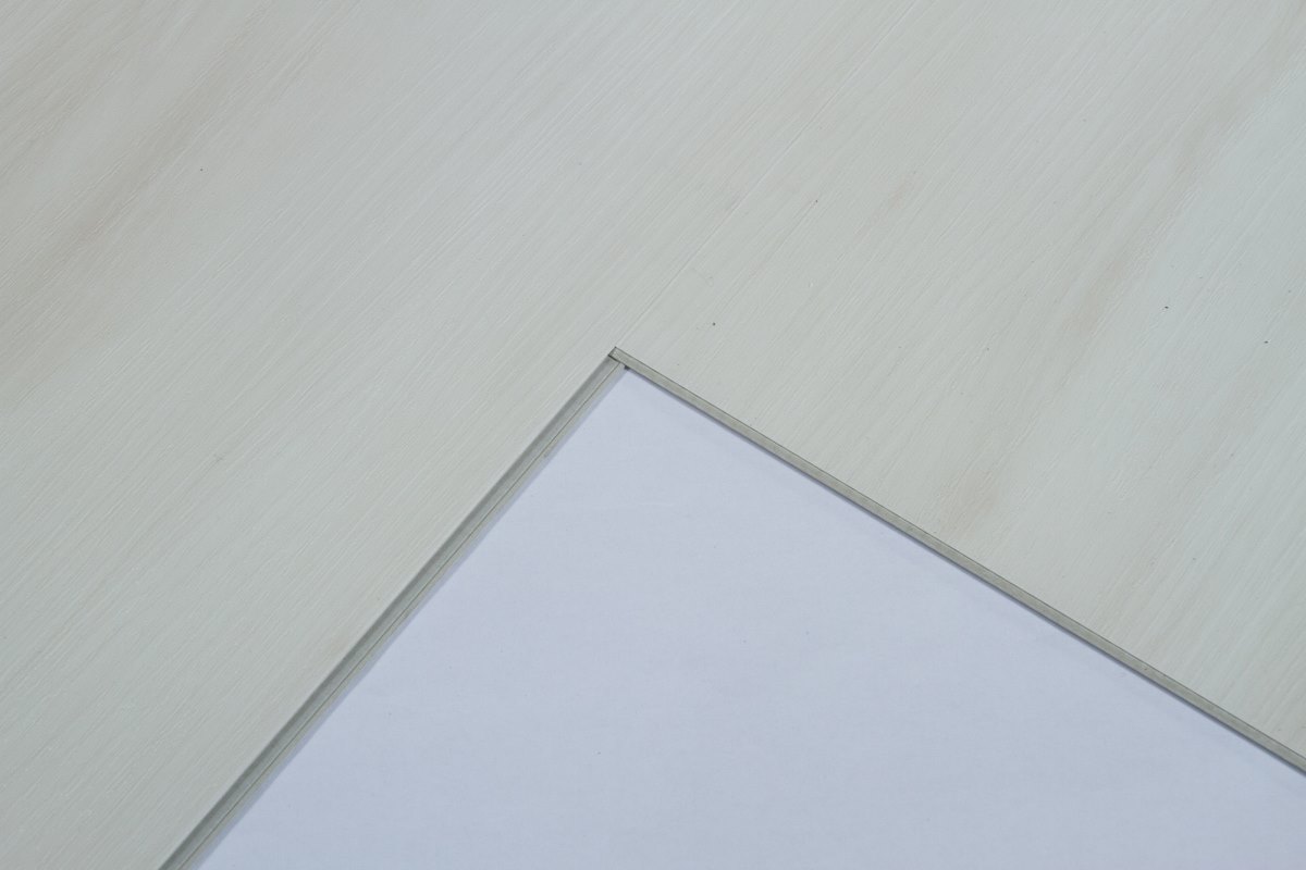 SPC ламинат "OneFloor" ЕСО 8055 (1220*184*4 мм) — купить в Нальчике