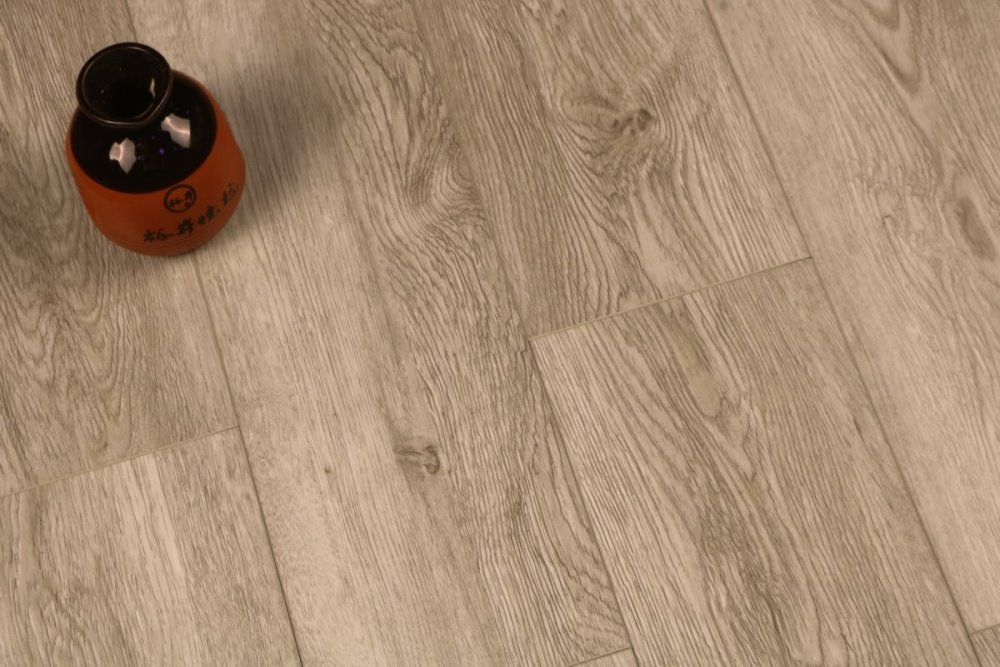 LVT плитка "Profield" Дуб Мадейра (915,4*152,4*2,5 мм) — купить в Нальчике