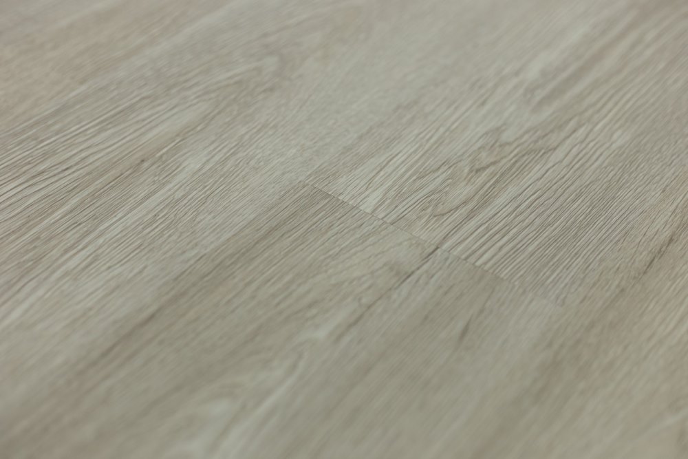 Замковая ПВХ плитка "Art Tile" Дуб Британь (920*150*4 мм) — купить в Нальчике