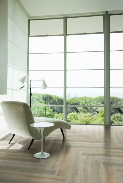 Кварцвиниловая плитка "LG" Орешник классический (1200*180*2 мм) — купить в Нальчике