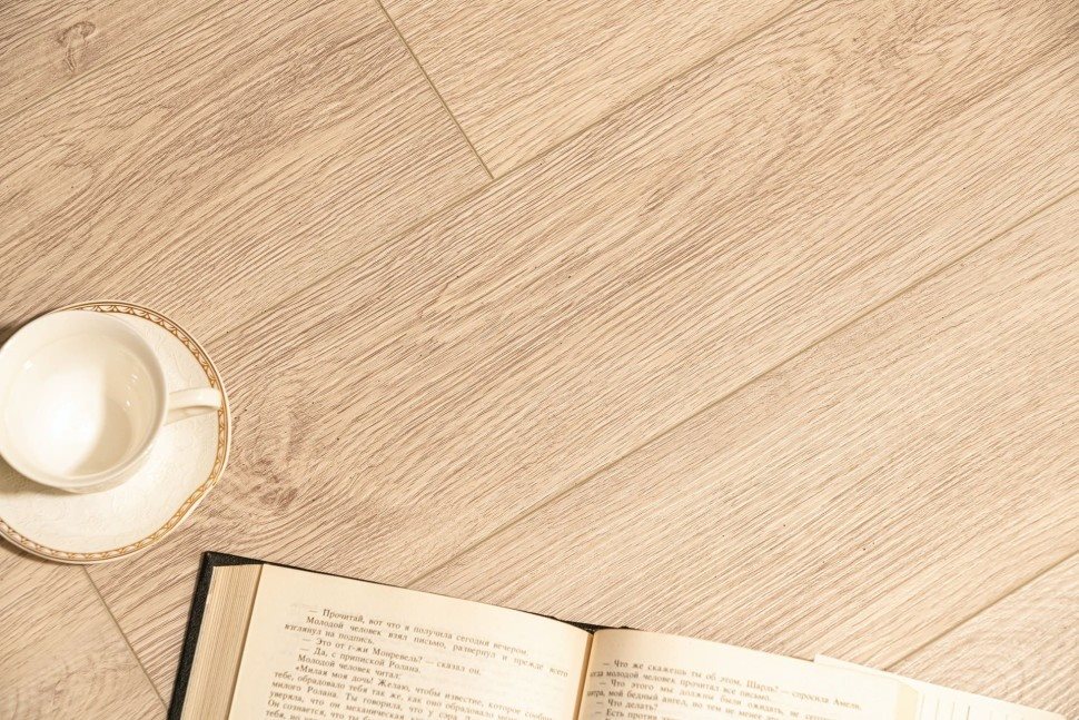 Виниловый ламинат "Bonkeel" Style Дуб Гарднер (1200*125*4 мм) — купить в Нальчике