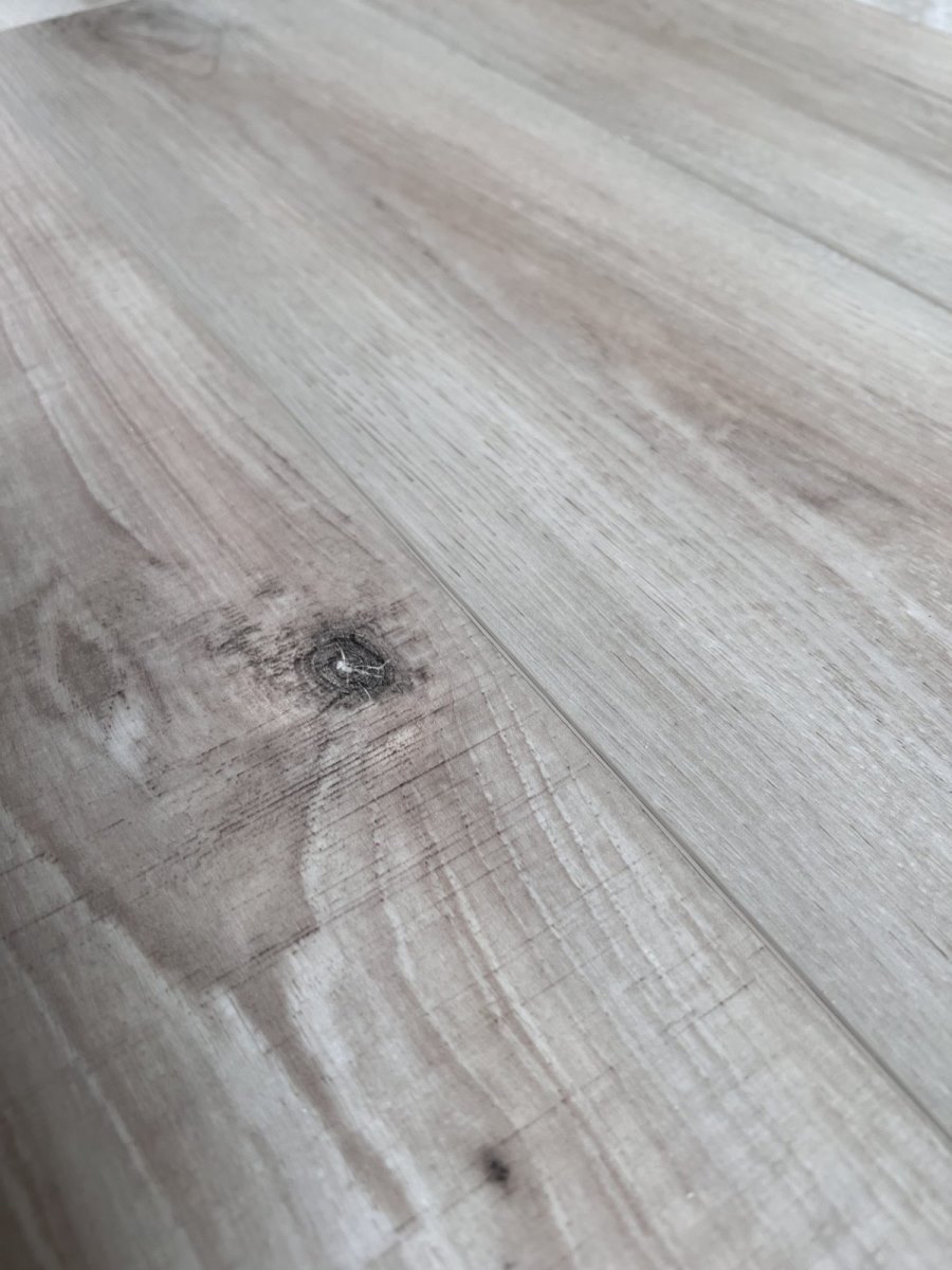 SPC ламинат "OneFloor" ЕСО 5021 (4V фаска) (1220*184*4 мм) — купить в Нальчике