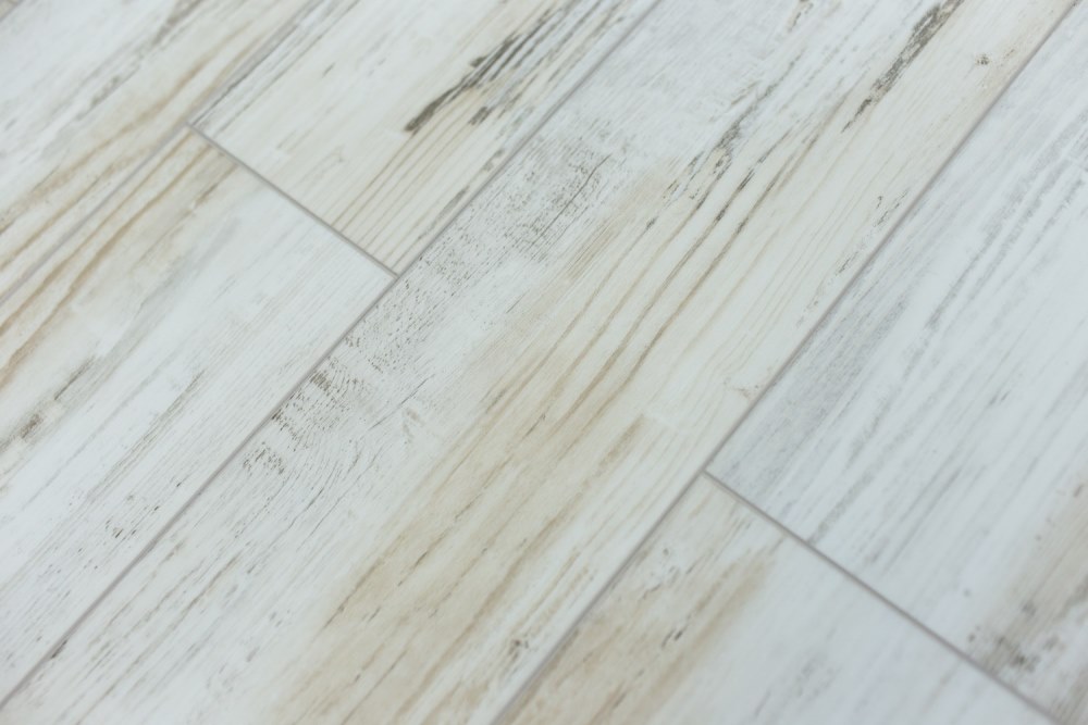 Замковая ПВХ плитка "Art Tile" Берёза Прованс (1220*152*5 мм) — купить в Нальчике